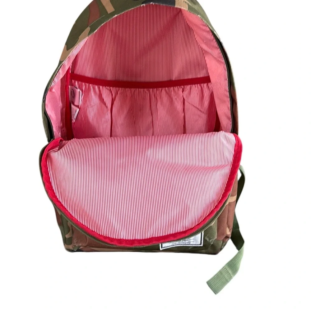 Herschel Supply Co. Classic Backpack In Woodland Camo Red Stripe Lining XL